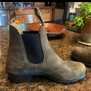 Blundstone Chelsea Boot-Rustic Brown